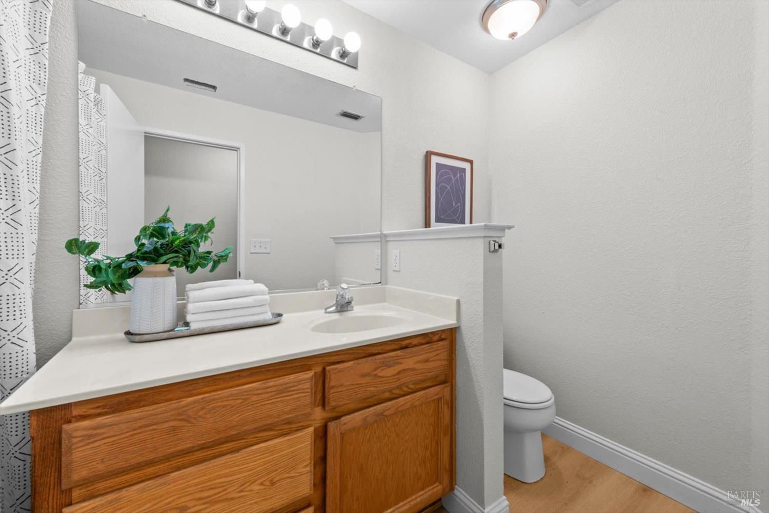 Detail Gallery Image 26 of 44 For 570 Woodard Way, Dixon,  CA 95620 - 3 Beds | 2 Baths