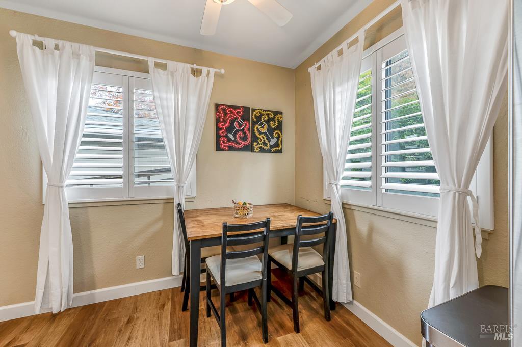 Detail Gallery Image 43 of 49 For 17323 Hillside Ave, Sonoma,  CA 95476 - 4 Beds | 2 Baths