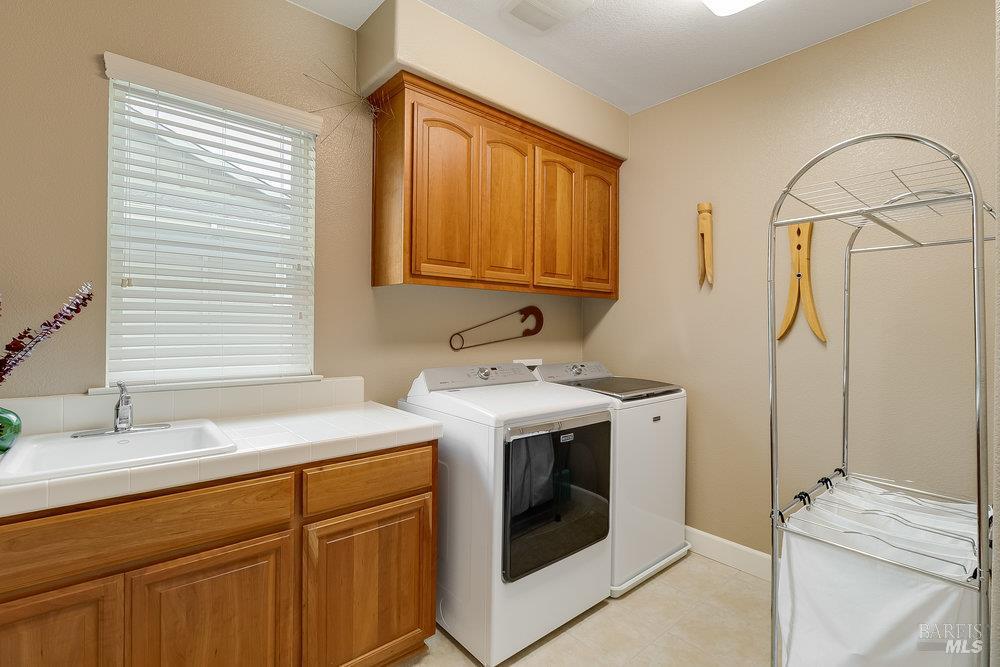 Detail Gallery Image 52 of 66 For 544 Lansing Cir, Benicia,  CA 94510 - 4 Beds | 3 Baths