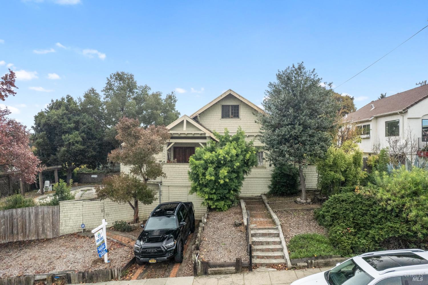 Front Image Thumbnail for BA325103094