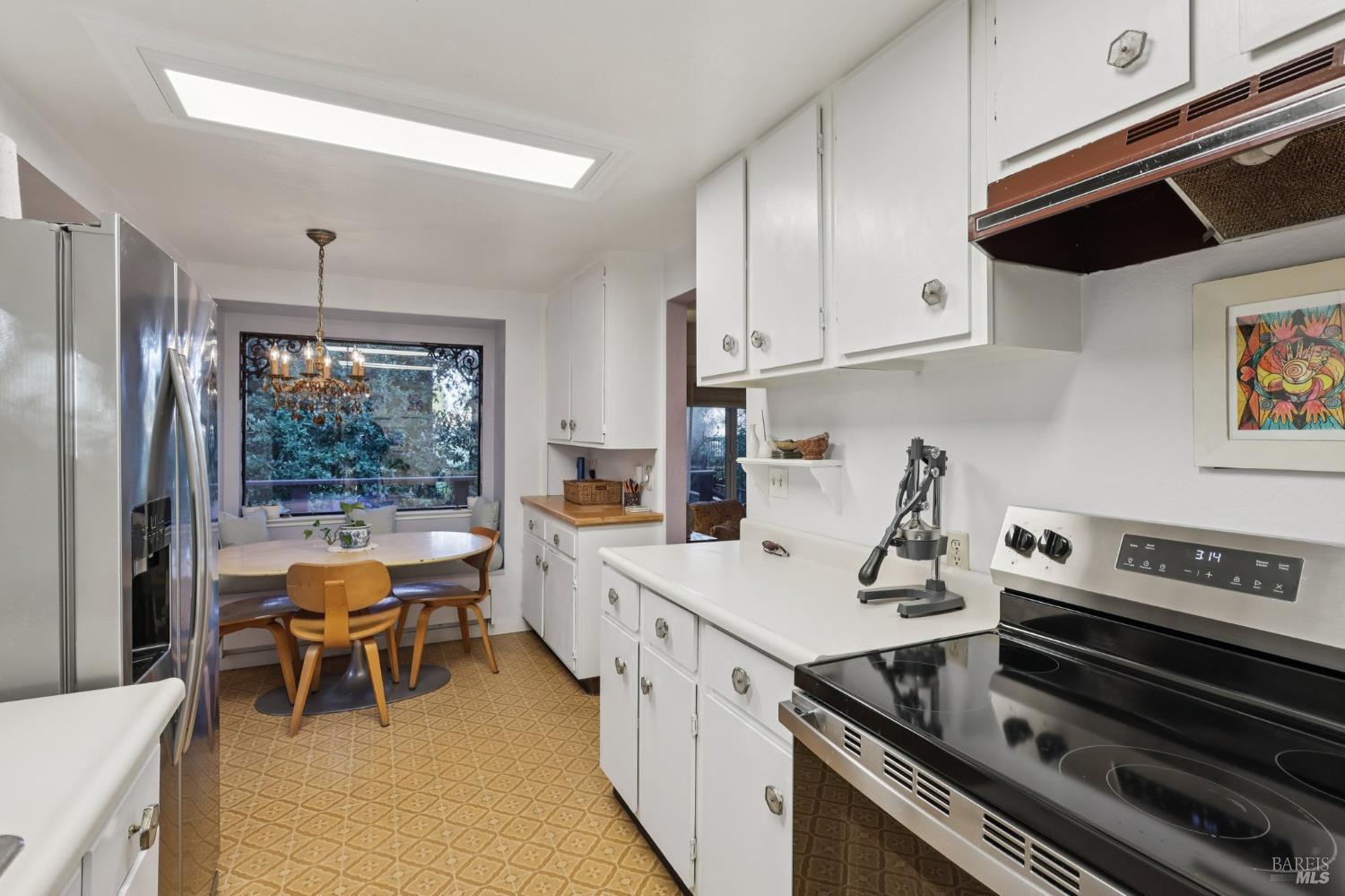 Detail Gallery Image 12 of 50 For 189 Wagnon Rd, Sebastopol,  CA 95472 - 2 Beds | 1/1 Baths