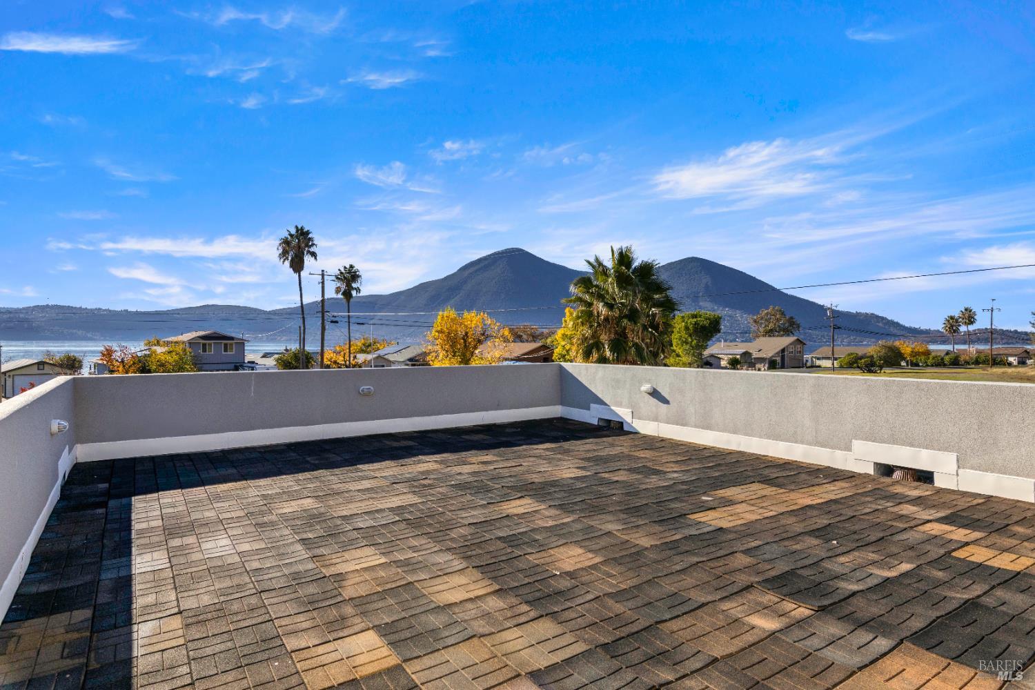 Detail Gallery Image 44 of 69 For 11115 Lakeshore Dr, Clearlake,  CA 95424 - 3 Beds | 3/1 Baths