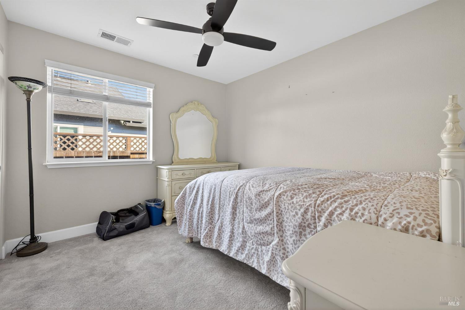 Detail Gallery Image 11 of 22 For 1661 Hopper Ave, Santa Rosa,  CA 95403 - 3 Beds | 2 Baths