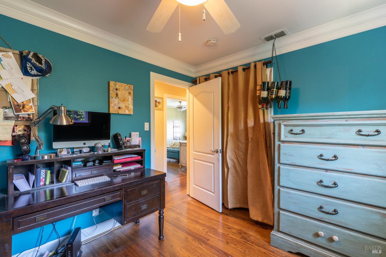 Detail Gallery Image 9 of 27 For 3556 Palomar Way, Napa,  CA 94558 - 3 Beds | 2 Baths