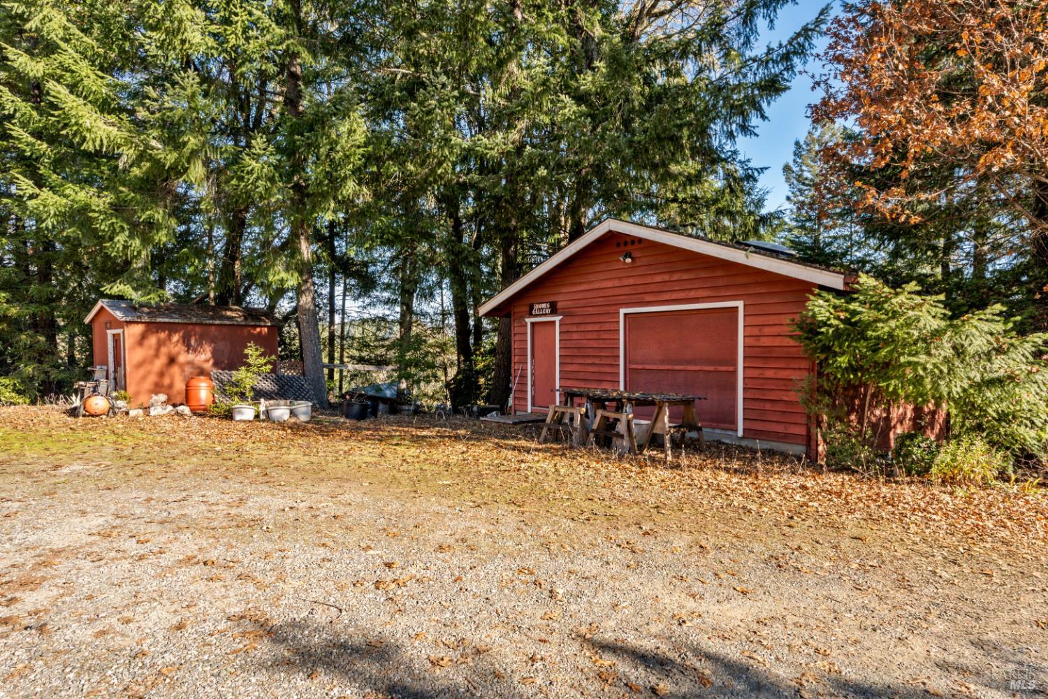 Detail Gallery Image 3 of 24 For 24465 Sherwood Rd, Willits,  CA 95490 - 3 Beds | 2 Baths