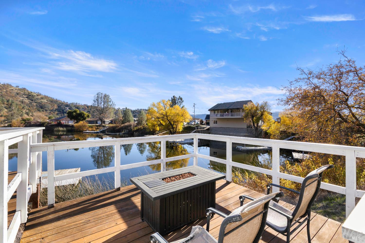 Detail Gallery Image 54 of 69 For 11115 Lakeshore Dr, Clearlake,  CA 95424 - 3 Beds | 3/1 Baths