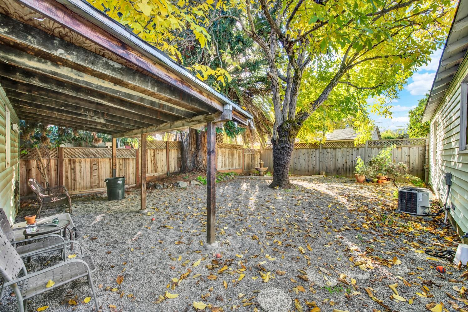 Detail Gallery Image 37 of 54 For 211 Triplett Dr, Cloverdale,  CA 95425 - 2 Beds | 1 Baths