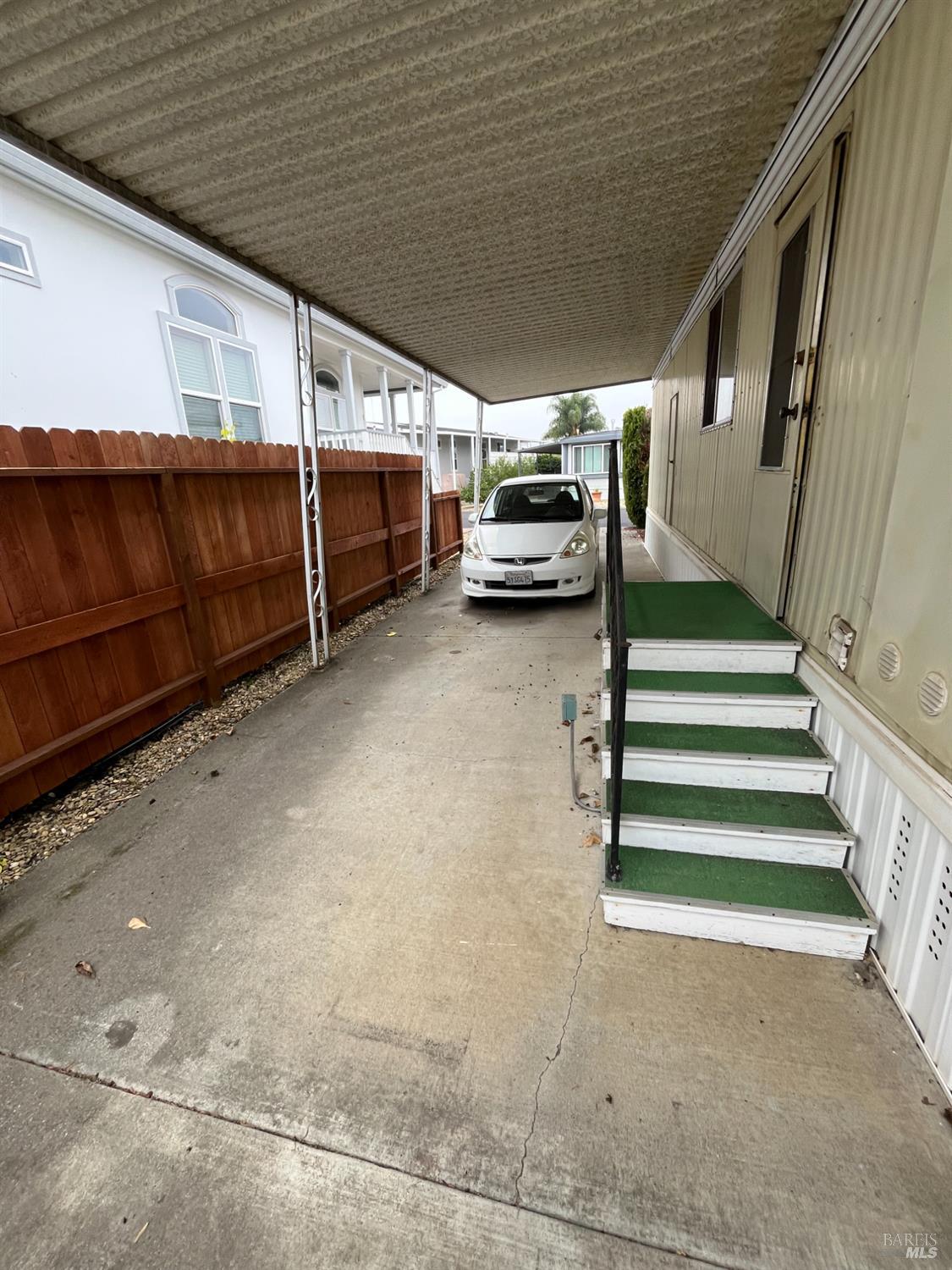 Detail Gallery Image 3 of 19 For 180 Sherry Cir, Yountville,  CA 94599 - 2 Beds | 2 Baths