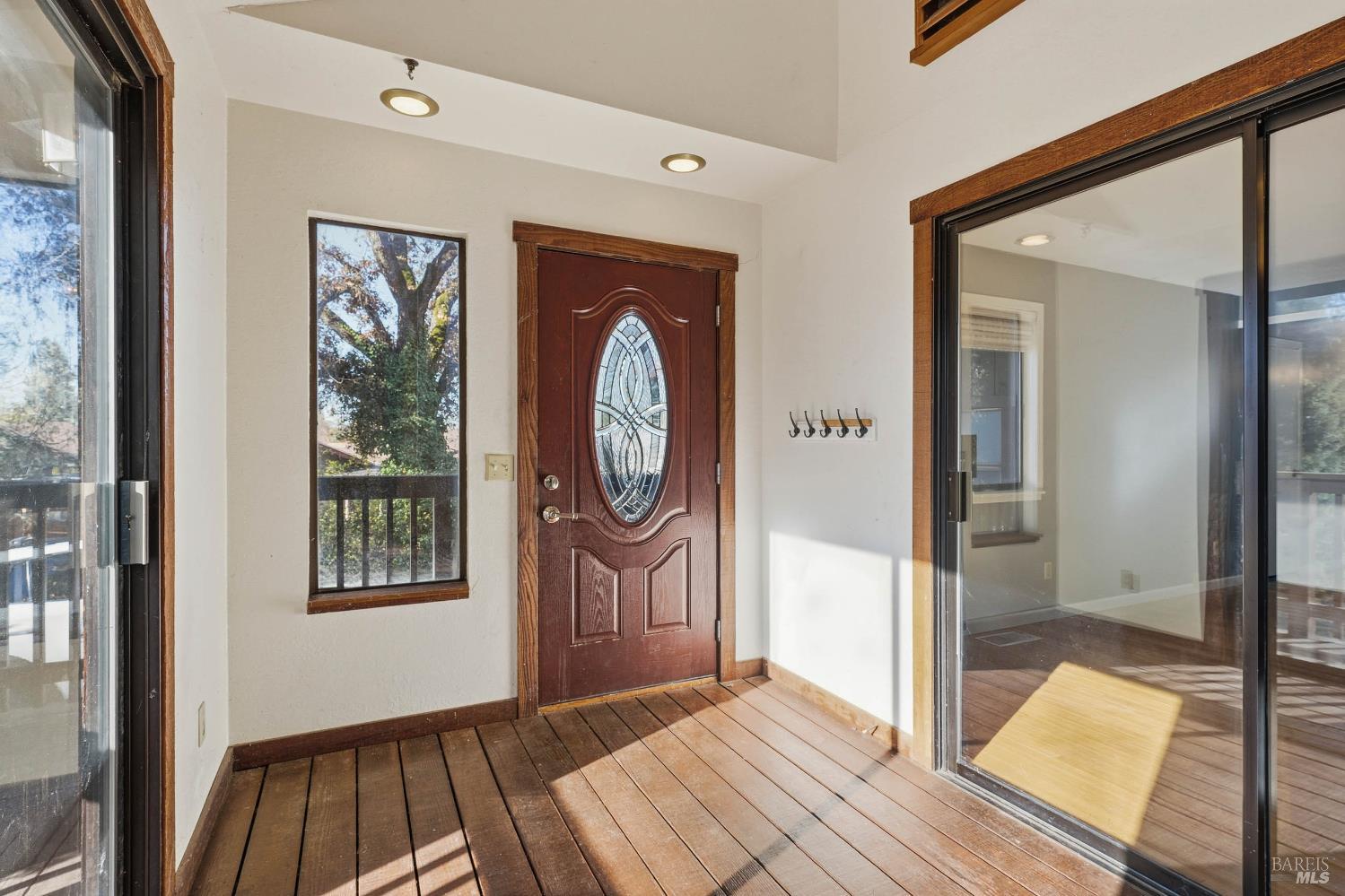 Detail Gallery Image 8 of 75 For 4080 Kensington Way, Lucerne,  CA 95458 - 2 Beds | 1/1 Baths