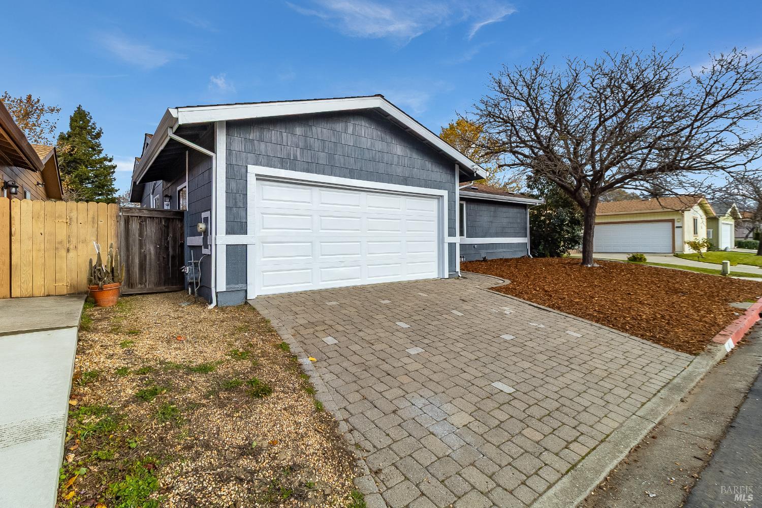 Detail Gallery Image 7 of 58 For 2555 Flosden Rd 8, American Canyon,  CA 94503 - 3 Beds | 2 Baths