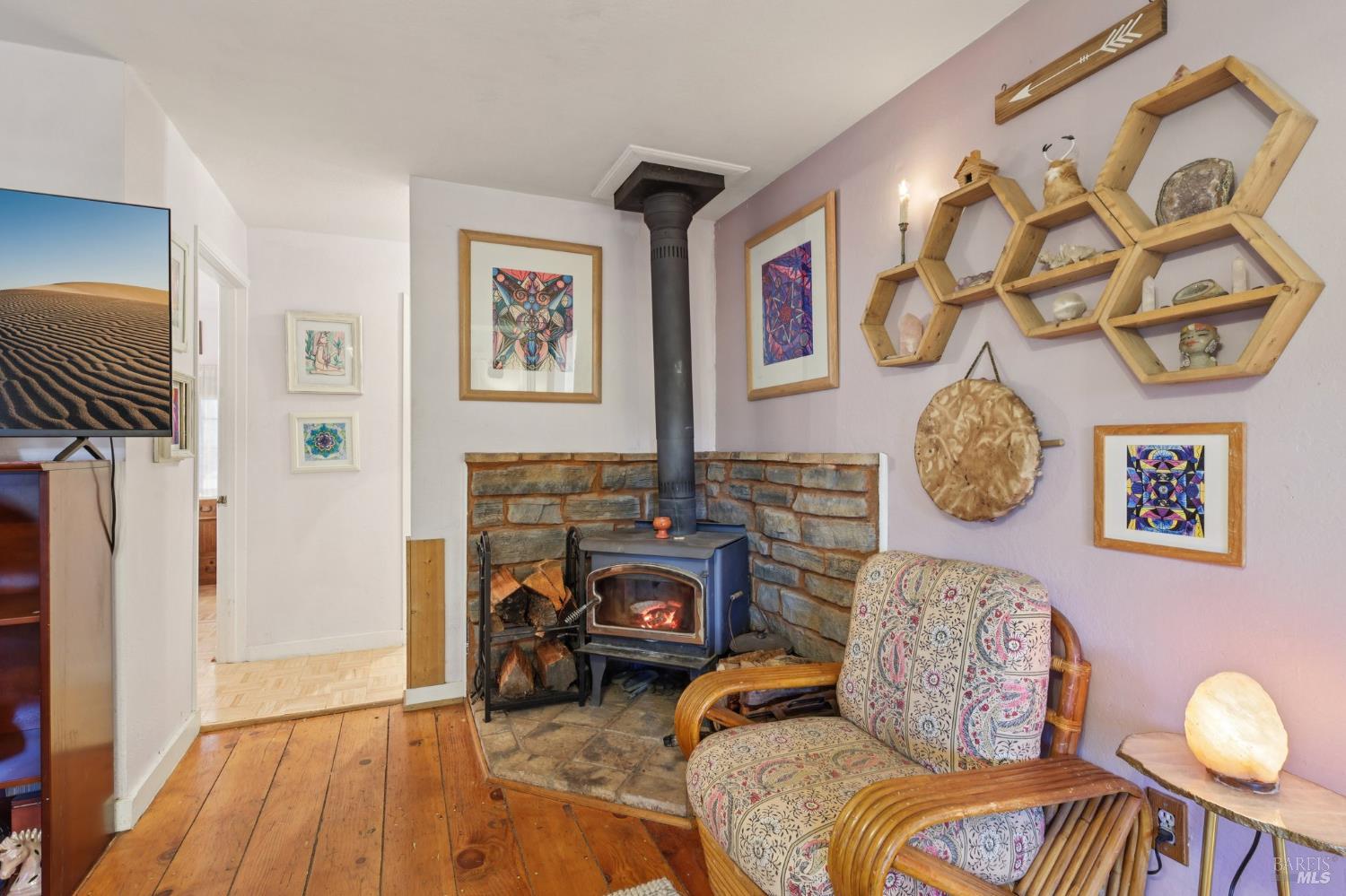 Detail Gallery Image 8 of 50 For 189 Wagnon Rd, Sebastopol,  CA 95472 - 2 Beds | 1/1 Baths