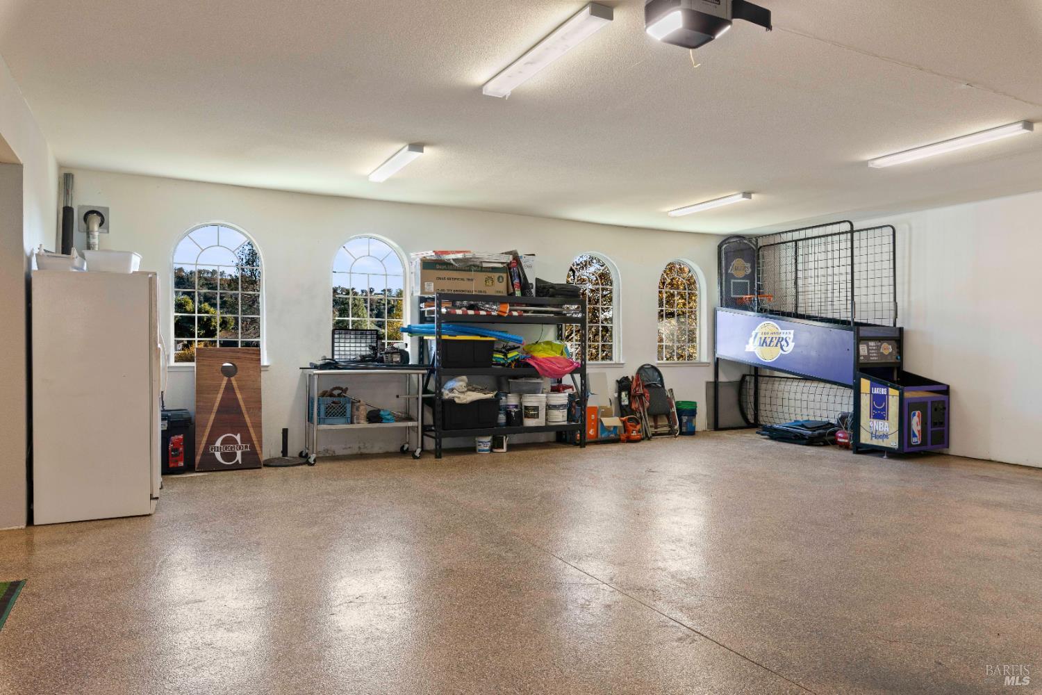 Detail Gallery Image 58 of 69 For 11115 Lakeshore Dr, Clearlake,  CA 95424 - 3 Beds | 3/1 Baths