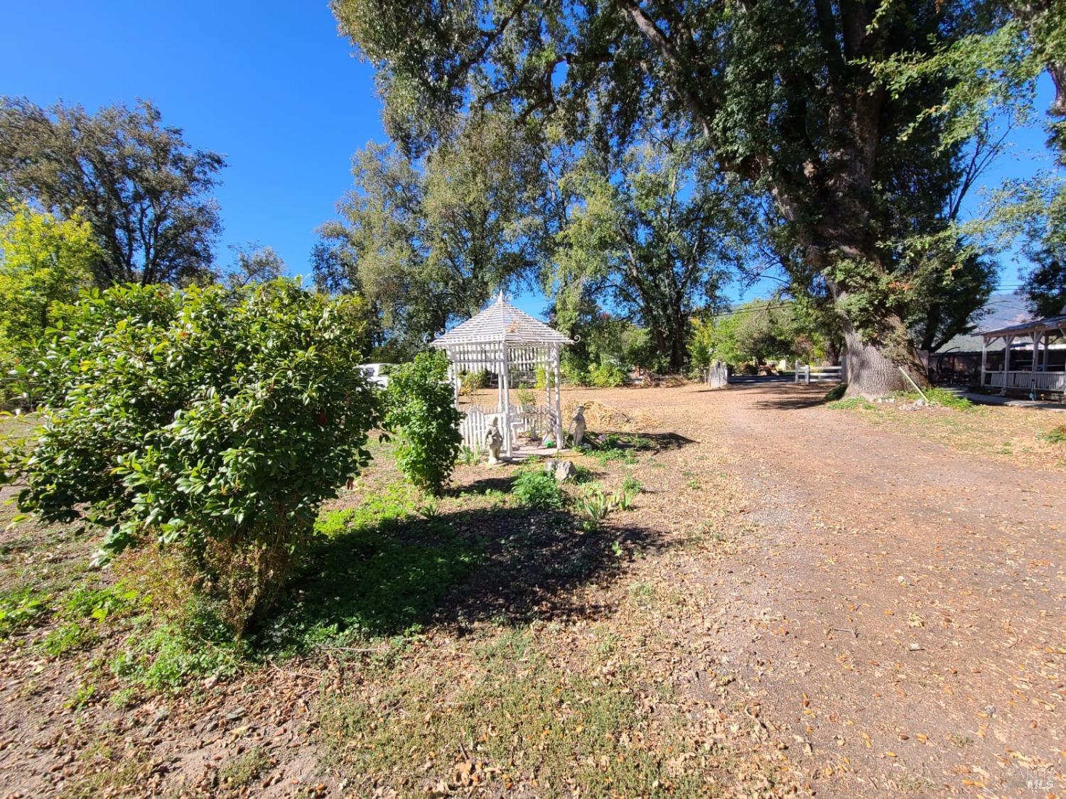 Detail Gallery Image 28 of 43 For 75589 Covelo Rd, Covelo,  CA 95428 - 2 Beds | 1 Baths