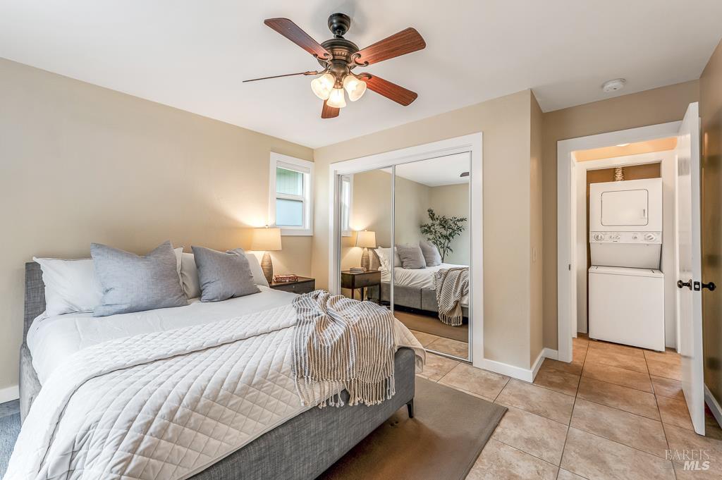 Detail Gallery Image 15 of 49 For 17323 Hillside Ave, Sonoma,  CA 95476 - 4 Beds | 2 Baths