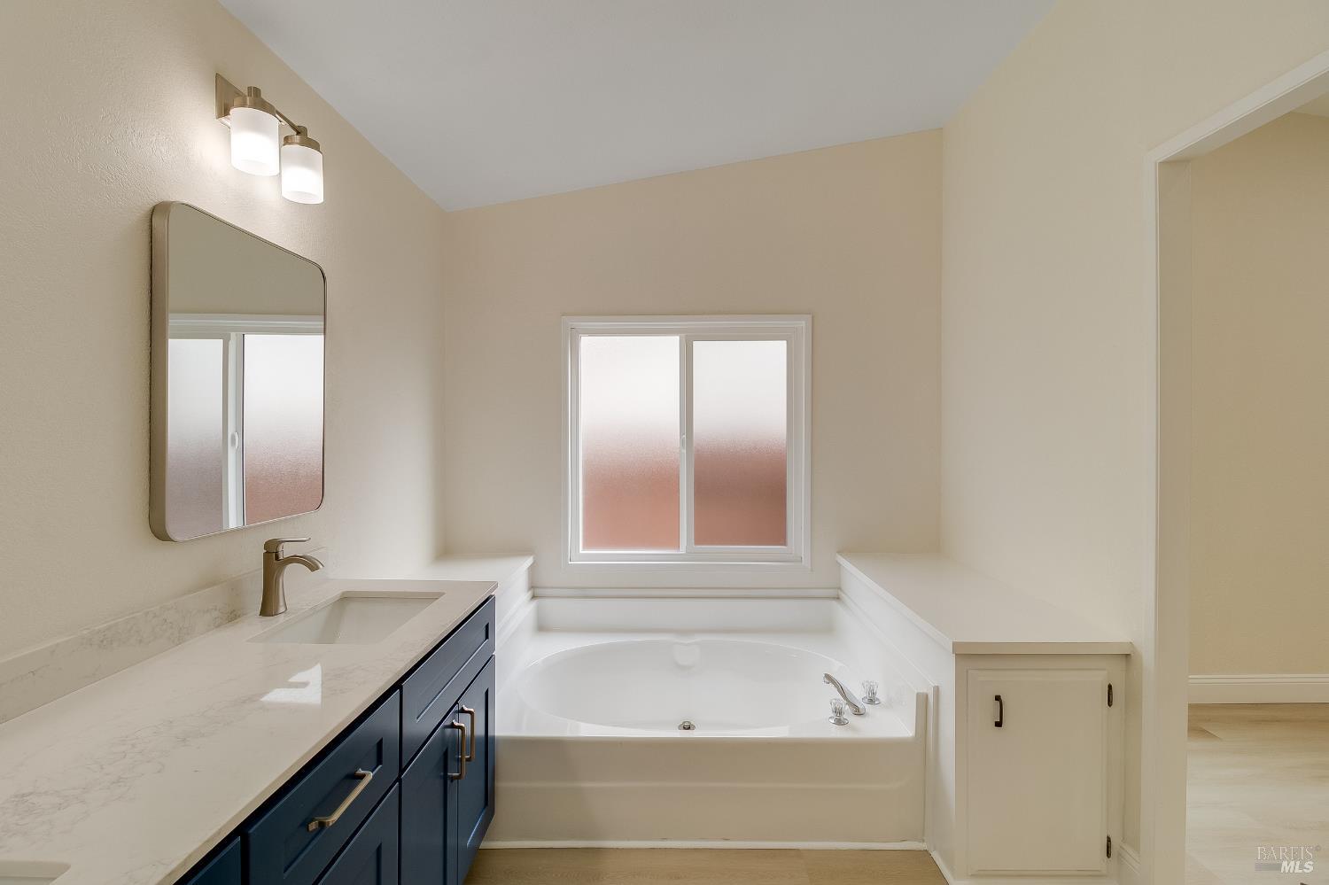 Detail Gallery Image 26 of 58 For 2555 Flosden Rd 8, American Canyon,  CA 94503 - 3 Beds | 2 Baths