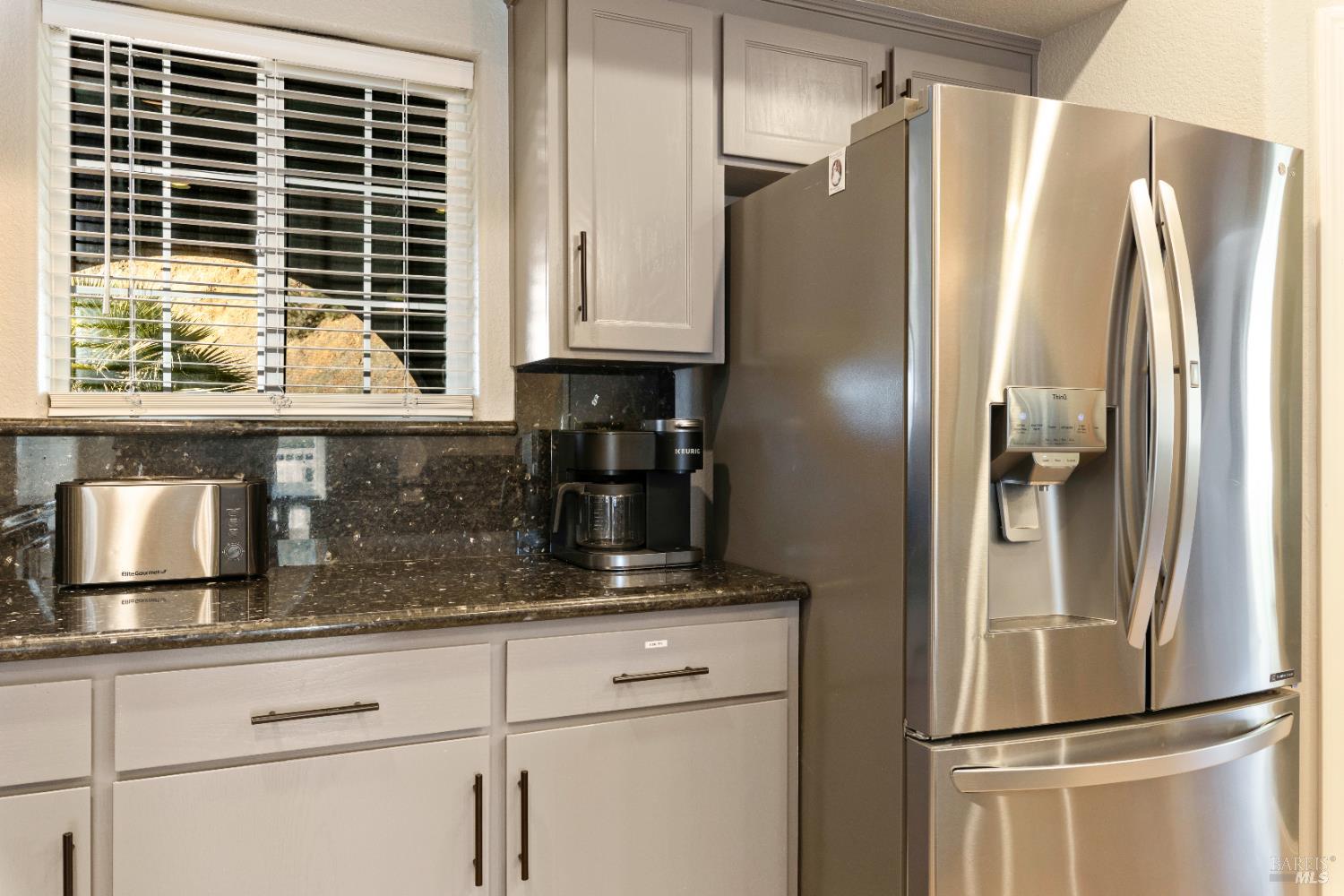 Detail Gallery Image 23 of 69 For 11115 Lakeshore Dr, Clearlake,  CA 95424 - 3 Beds | 3/1 Baths