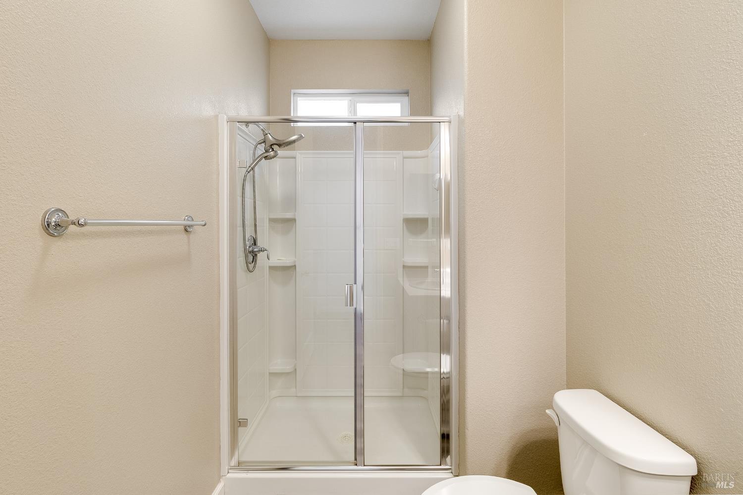 Detail Gallery Image 16 of 76 For 425 Epic St, Vacaville,  CA 95688 - 4 Beds | 3 Baths