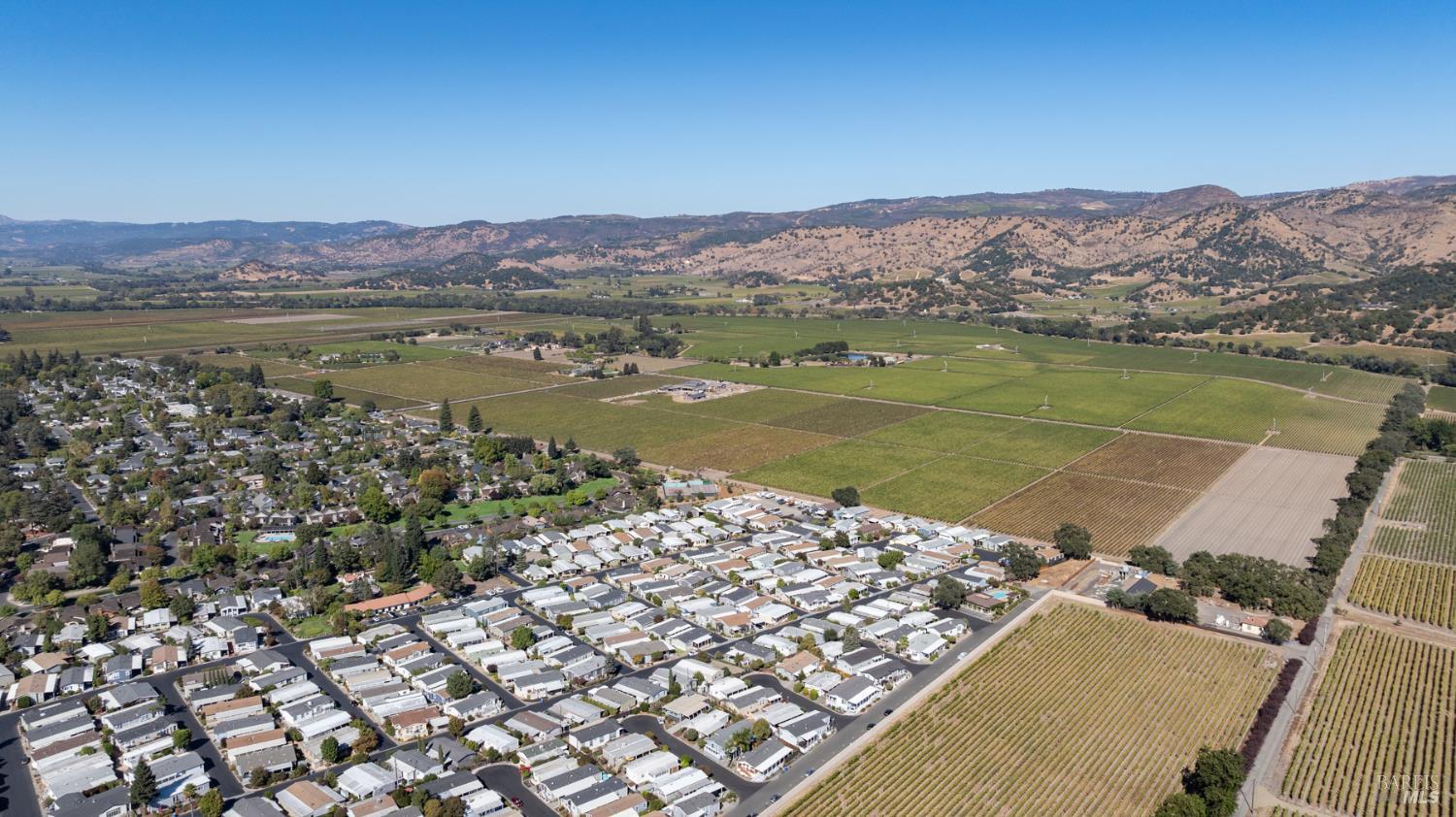 Detail Gallery Image 18 of 19 For 180 Sherry Cir, Yountville,  CA 94599 - 2 Beds | 2 Baths