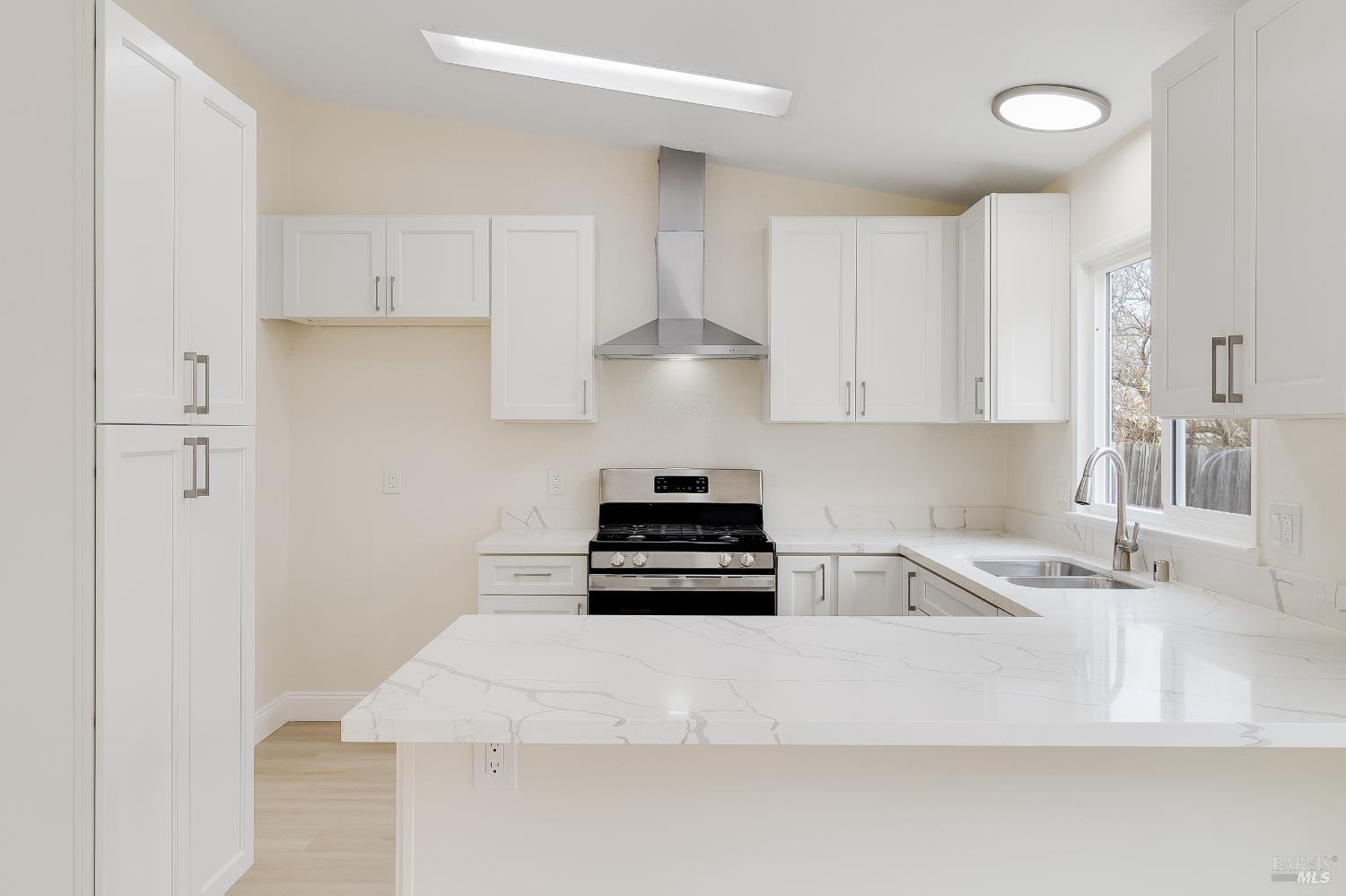 Detail Gallery Image 15 of 58 For 2555 Flosden Rd 8, American Canyon,  CA 94503 - 3 Beds | 2 Baths