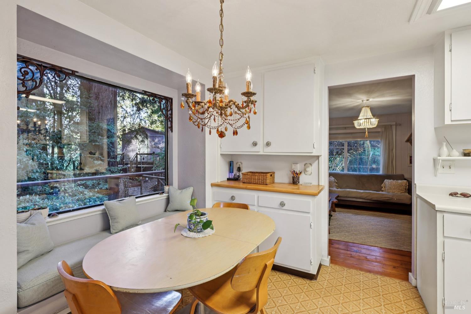 Detail Gallery Image 9 of 50 For 189 Wagnon Rd, Sebastopol,  CA 95472 - 2 Beds | 1/1 Baths