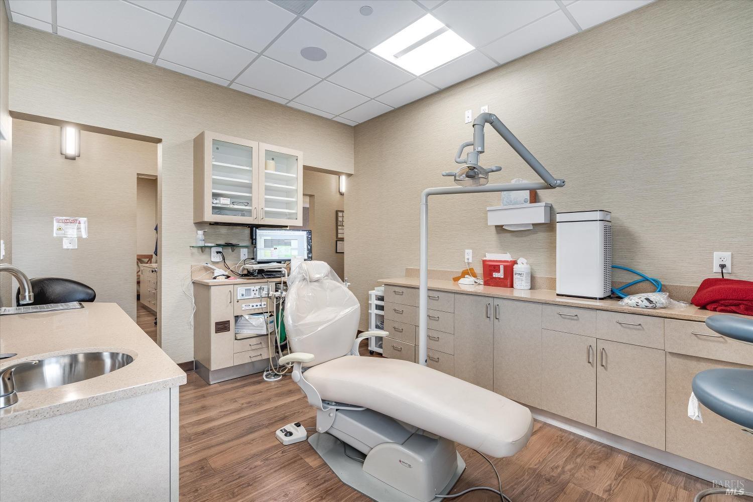 Detail Gallery Image 19 of 64 For 1400 Medical Center Dr, Rohnert Park,  CA 94928 - – Beds | – Baths