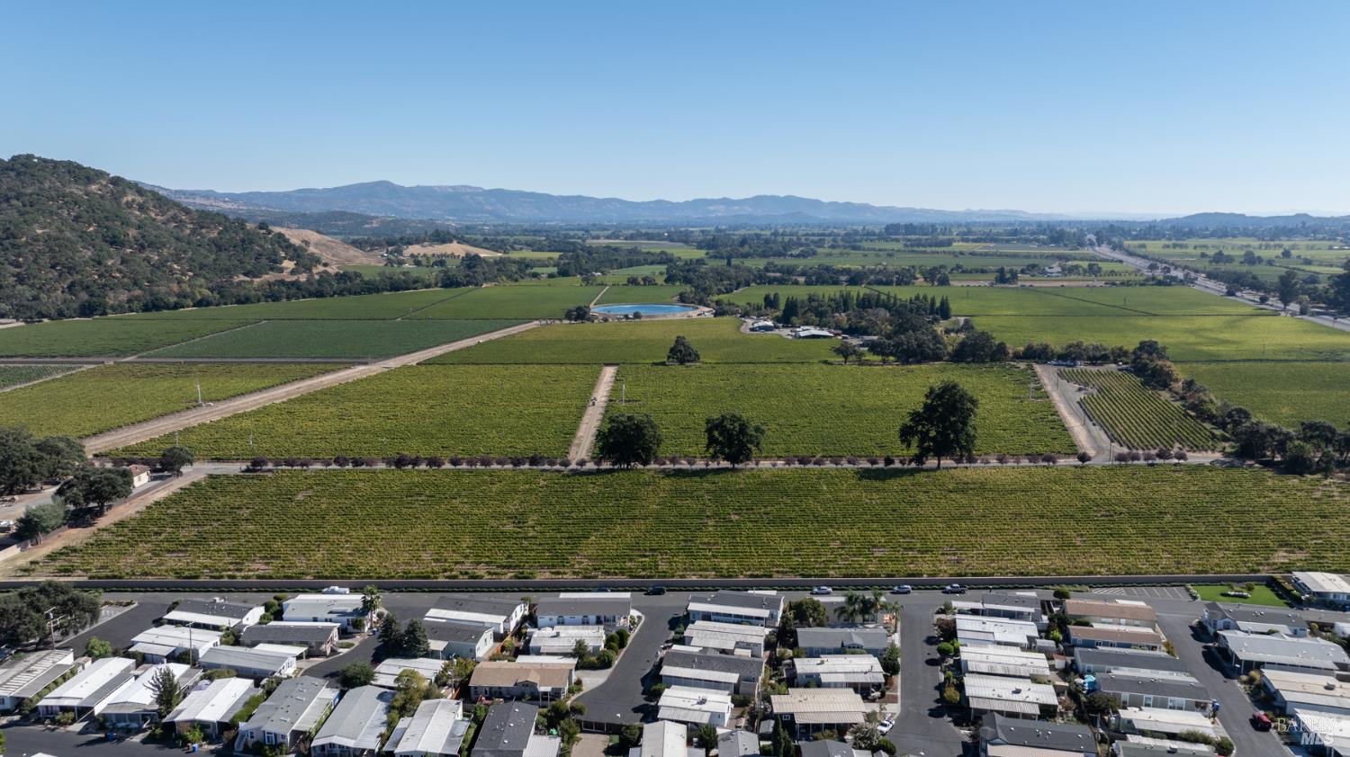 Detail Gallery Image 16 of 19 For 180 Sherry Cir, Yountville,  CA 94599 - 2 Beds | 2 Baths