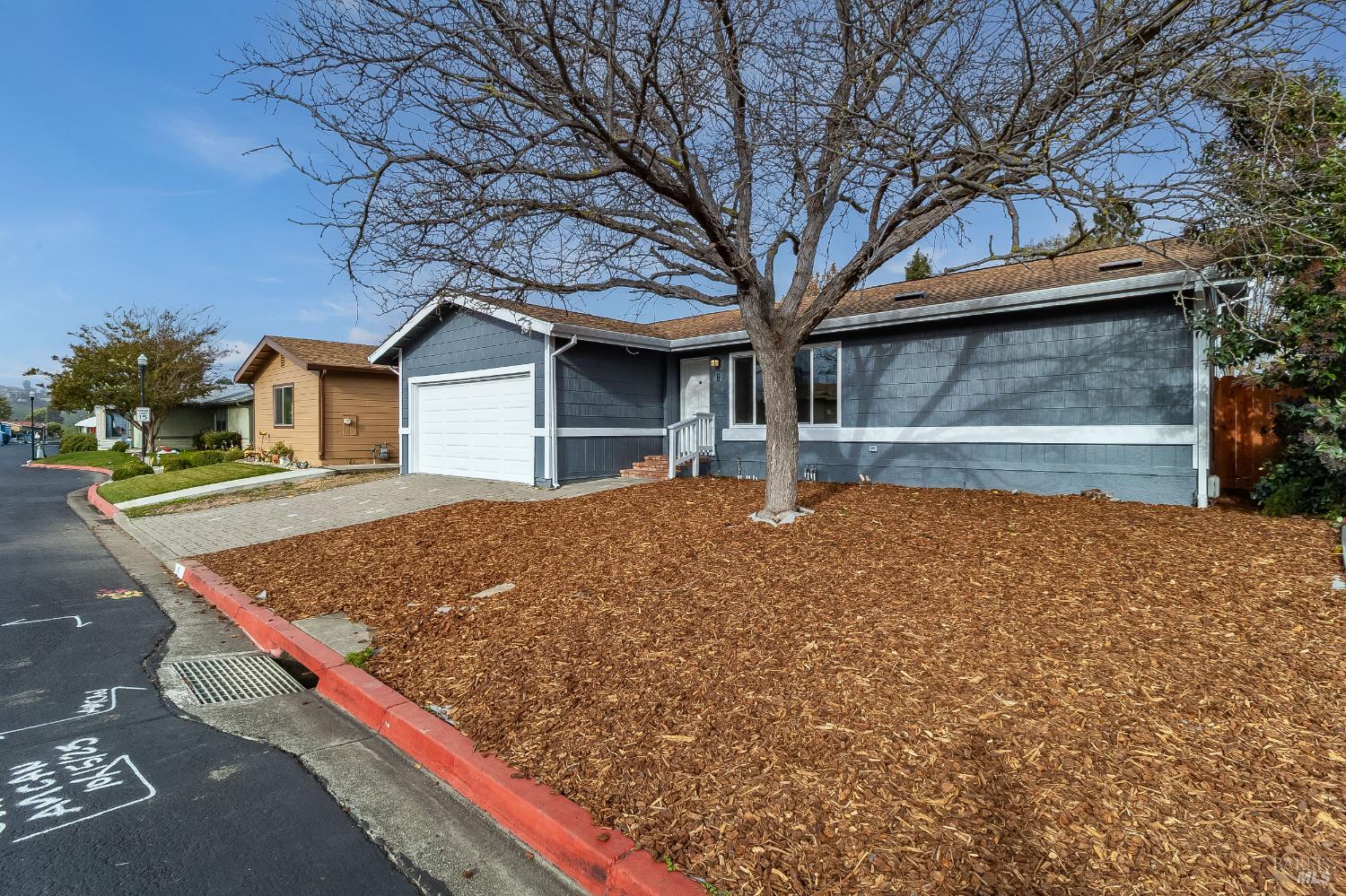 Detail Gallery Image 6 of 58 For 2555 Flosden Rd 8, American Canyon,  CA 94503 - 3 Beds | 2 Baths