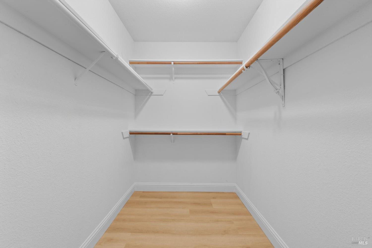 Detail Gallery Image 21 of 44 For 570 Woodard Way, Dixon,  CA 95620 - 3 Beds | 2 Baths