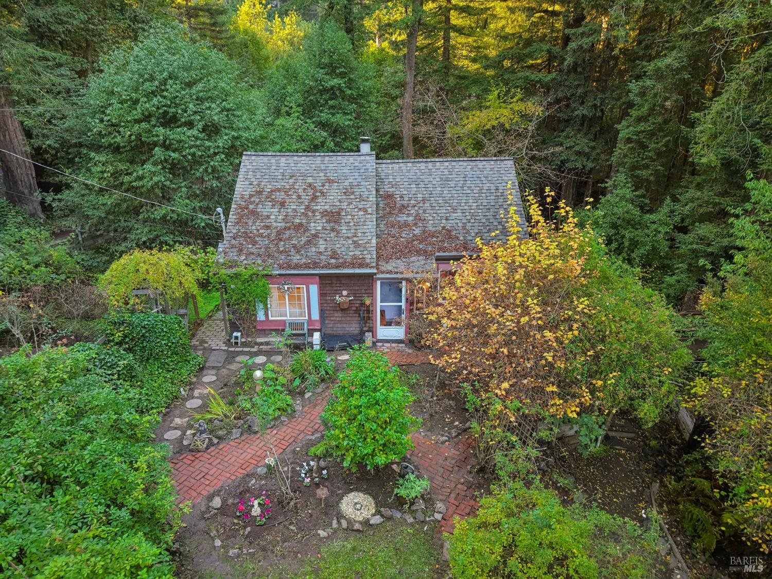 Detail Gallery Image 36 of 50 For 189 Wagnon Rd, Sebastopol,  CA 95472 - 2 Beds | 1/1 Baths