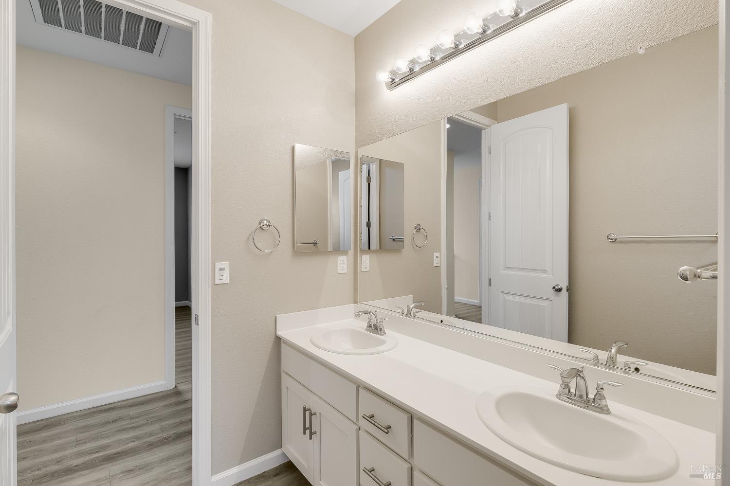 Detail Gallery Image 41 of 76 For 425 Epic St, Vacaville,  CA 95688 - 4 Beds | 3 Baths