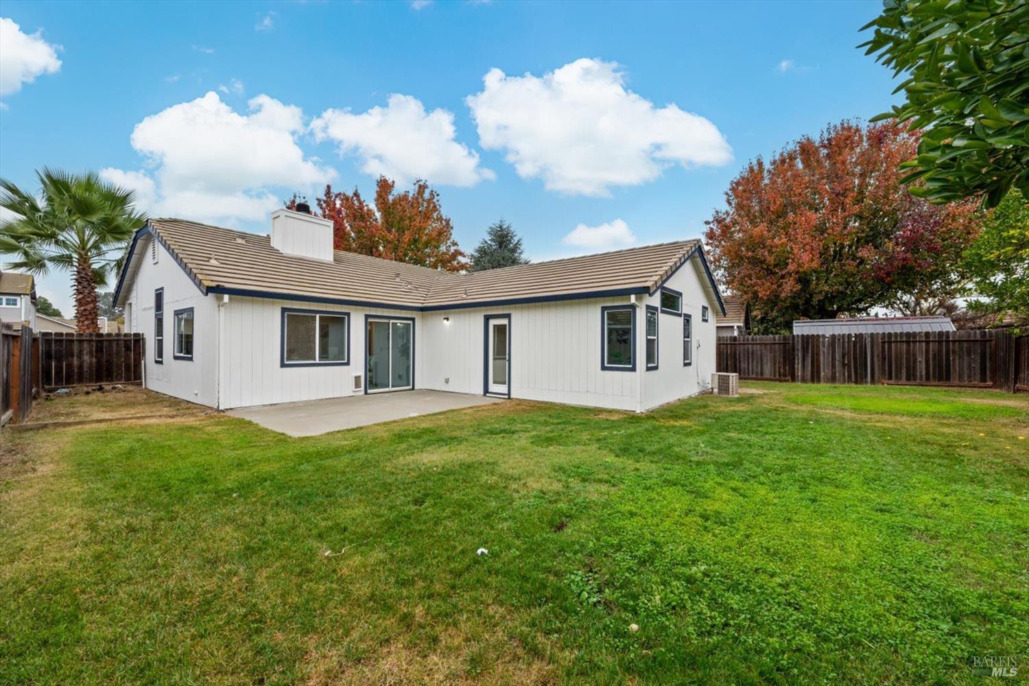 Detail Gallery Image 30 of 44 For 570 Woodard Way, Dixon,  CA 95620 - 3 Beds | 2 Baths