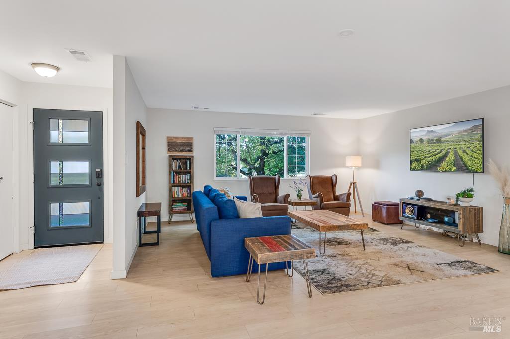 Detail Gallery Image 23 of 46 For 3660 Holly Oak Way, Santa Rosa,  CA 95404 - 2 Beds | 1 Baths