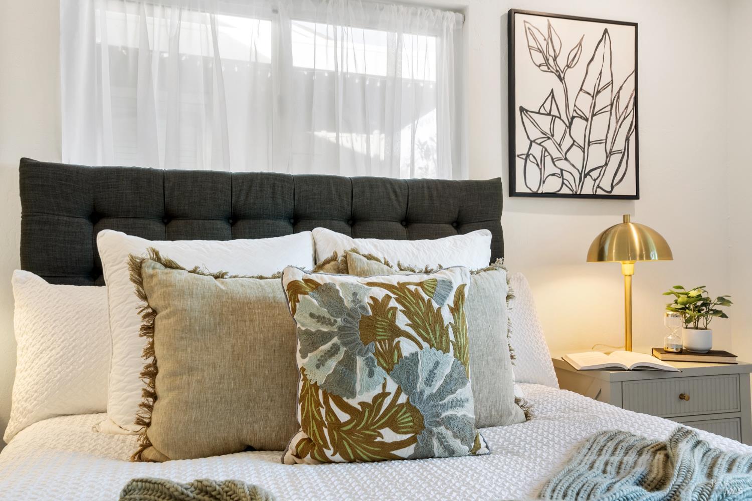 Detail Gallery Image 17 of 35 For 2133 Redwood Rd, Napa,  CA 94558 - 2 Beds | 2 Baths