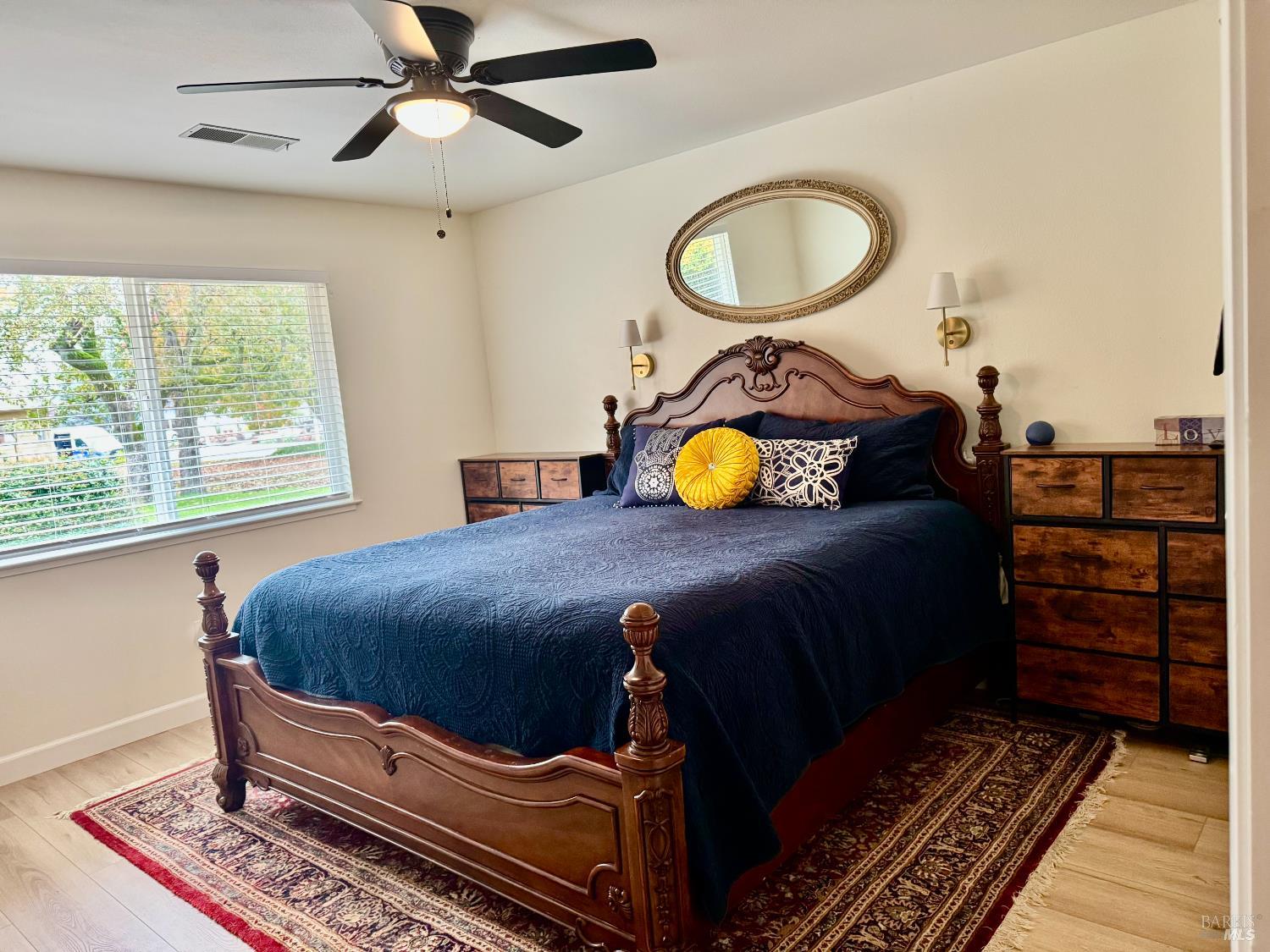 Detail Gallery Image 14 of 24 For 514 Oak Vista Ln, Santa Rosa,  CA 95409 - 2 Beds | 2 Baths