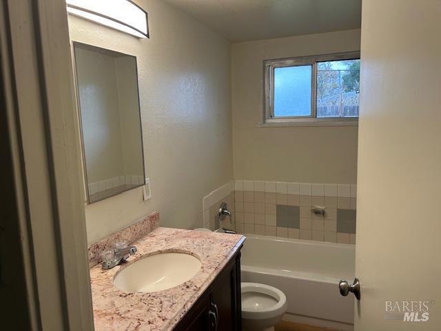 Detail Gallery Image 6 of 9 For 1318 Cleveland St, Fairfield,  CA 94533 - 3 Beds | 2 Baths