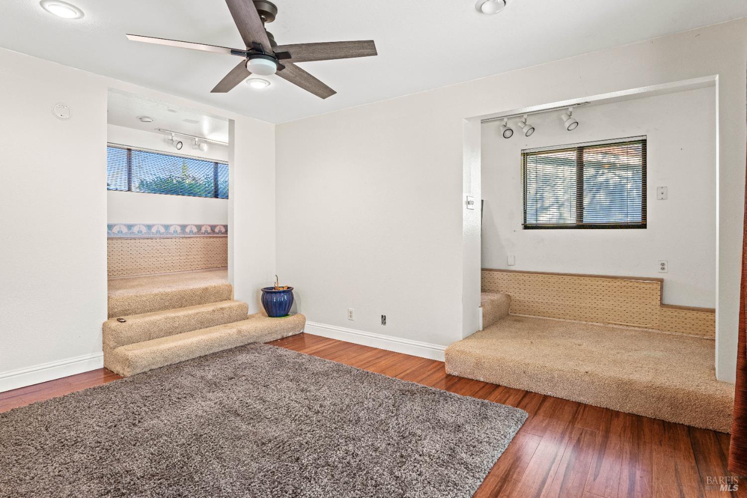 Detail Gallery Image 24 of 47 For 6620 Robinson Creek Rd, Ukiah,  CA 95482 - 5 Beds | 3 Baths