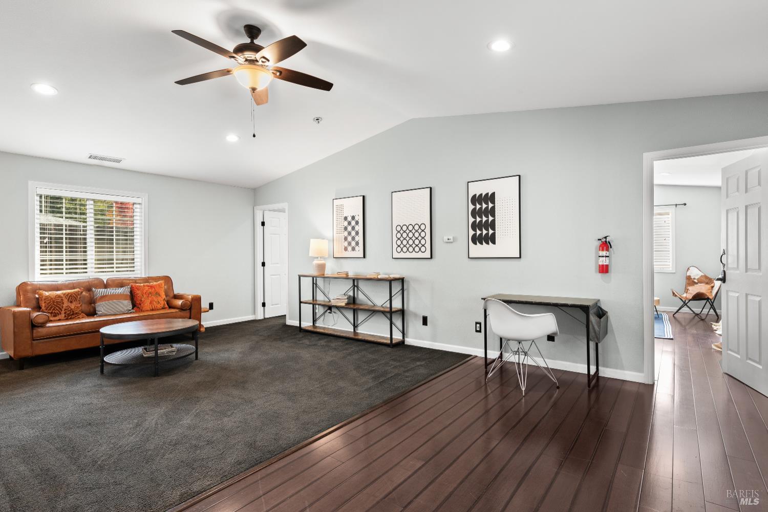 Detail Gallery Image 14 of 44 For 5232 Badger Rd, Santa Rosa,  CA 95409 - 4 Beds | 3 Baths