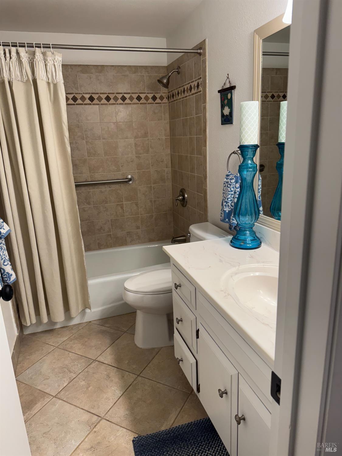 Detail Gallery Image 12 of 24 For 514 Oak Vista Ln, Santa Rosa,  CA 95409 - 2 Beds | 2 Baths