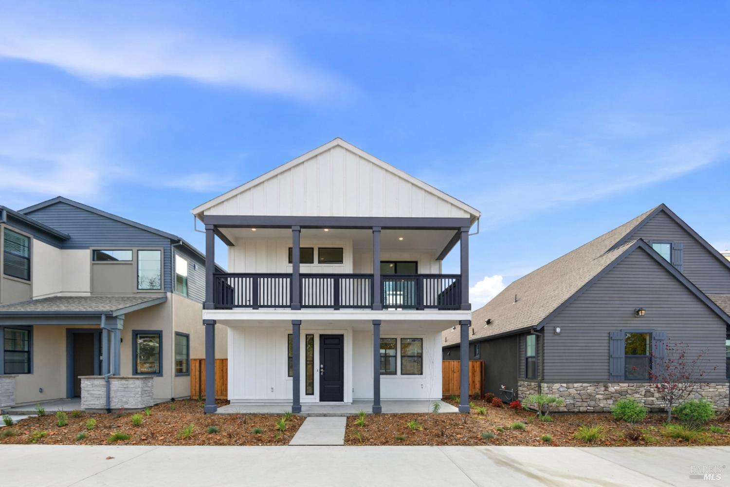 Front Image Thumbnail for BA325095711