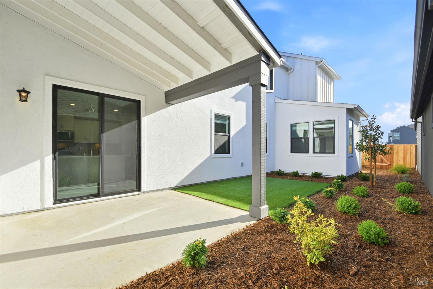 Detail Gallery Image 11 of 12 For 9117 Camino Colegio Rd, Rohnert Park,  CA 94928 - 4 Beds | 3 Baths