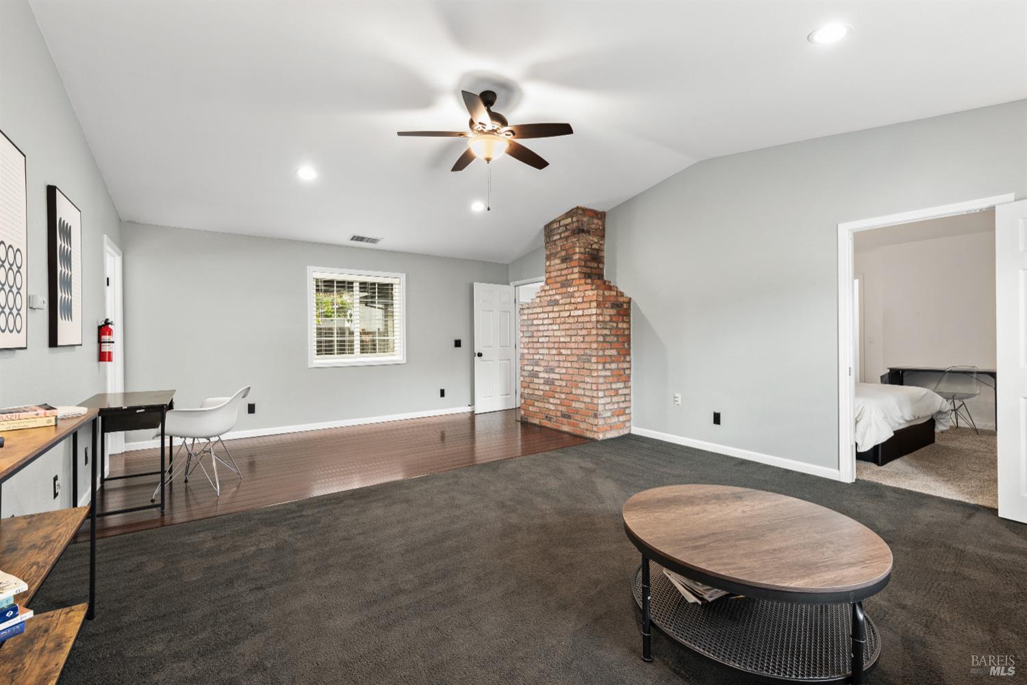 Detail Gallery Image 17 of 44 For 5232 Badger Rd, Santa Rosa,  CA 95409 - 4 Beds | 3 Baths