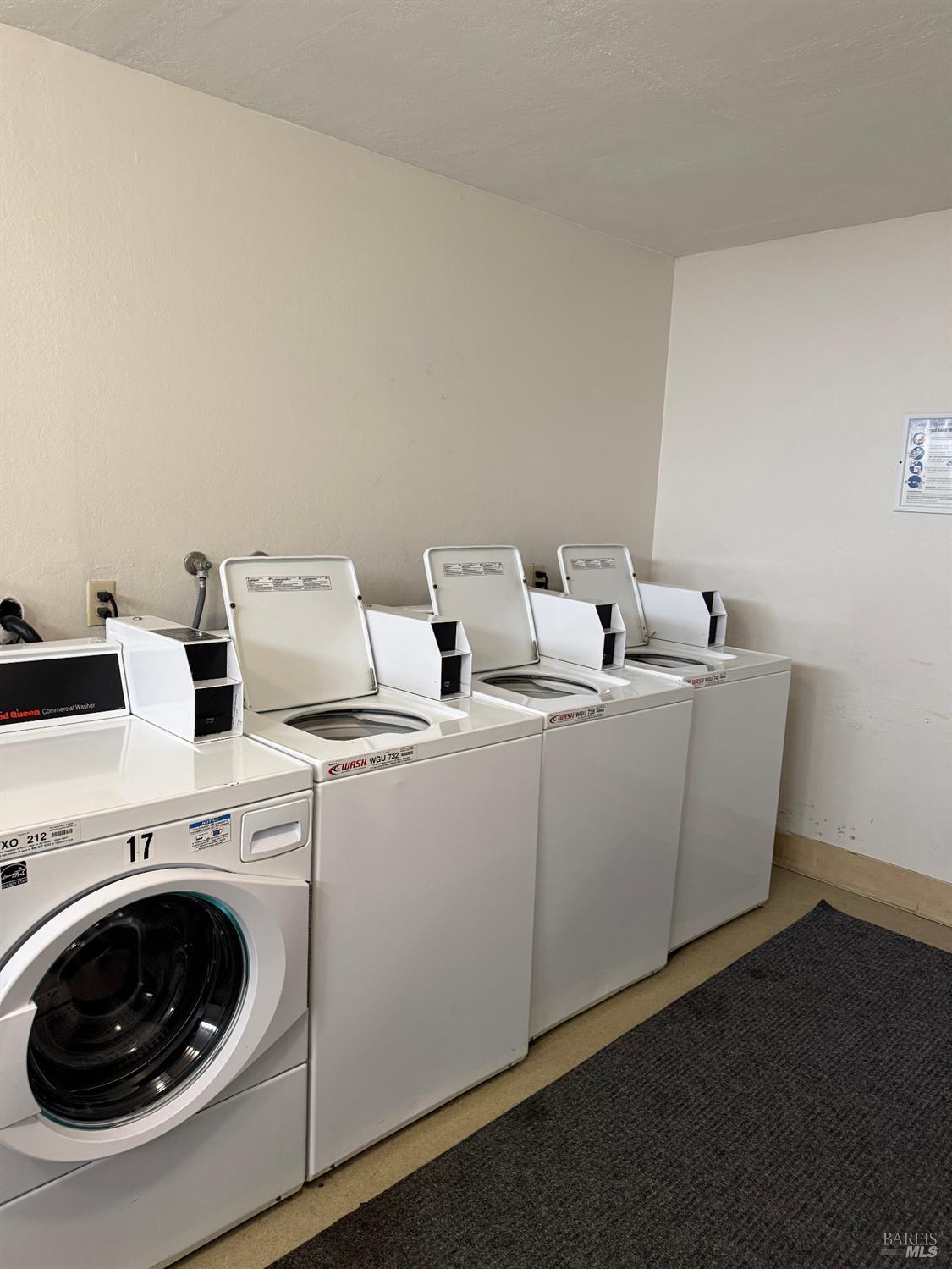 Detail Gallery Image 30 of 31 For 310 Larkspur Plaza Dr, Larkspur,  CA 94939 - 2 Beds | 1 Baths