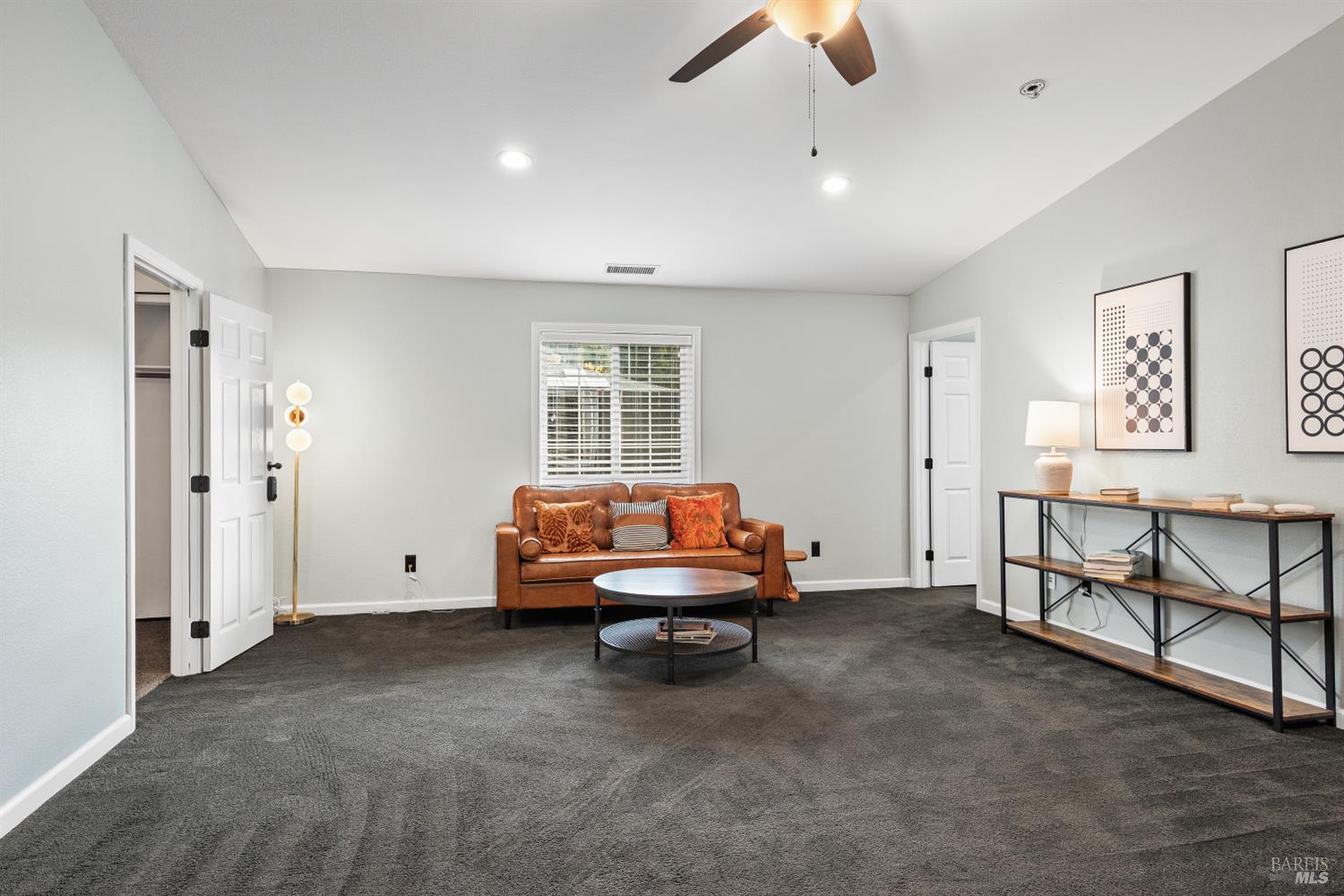 Detail Gallery Image 16 of 44 For 5232 Badger Rd, Santa Rosa,  CA 95409 - 4 Beds | 3 Baths