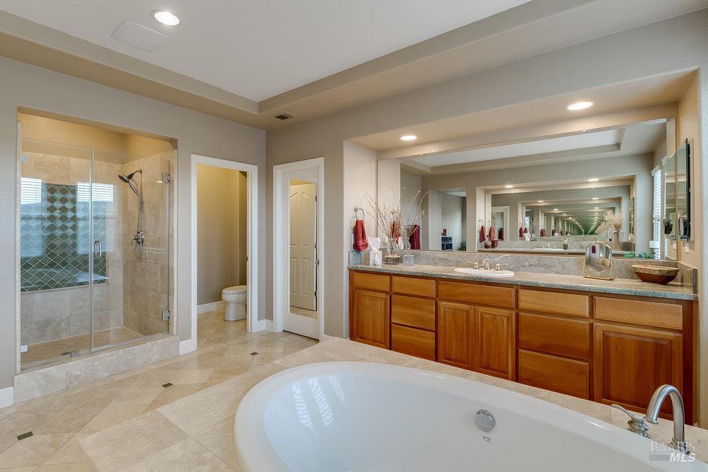 Detail Gallery Image 42 of 66 For 544 Lansing Cir, Benicia,  CA 94510 - 4 Beds | 3 Baths