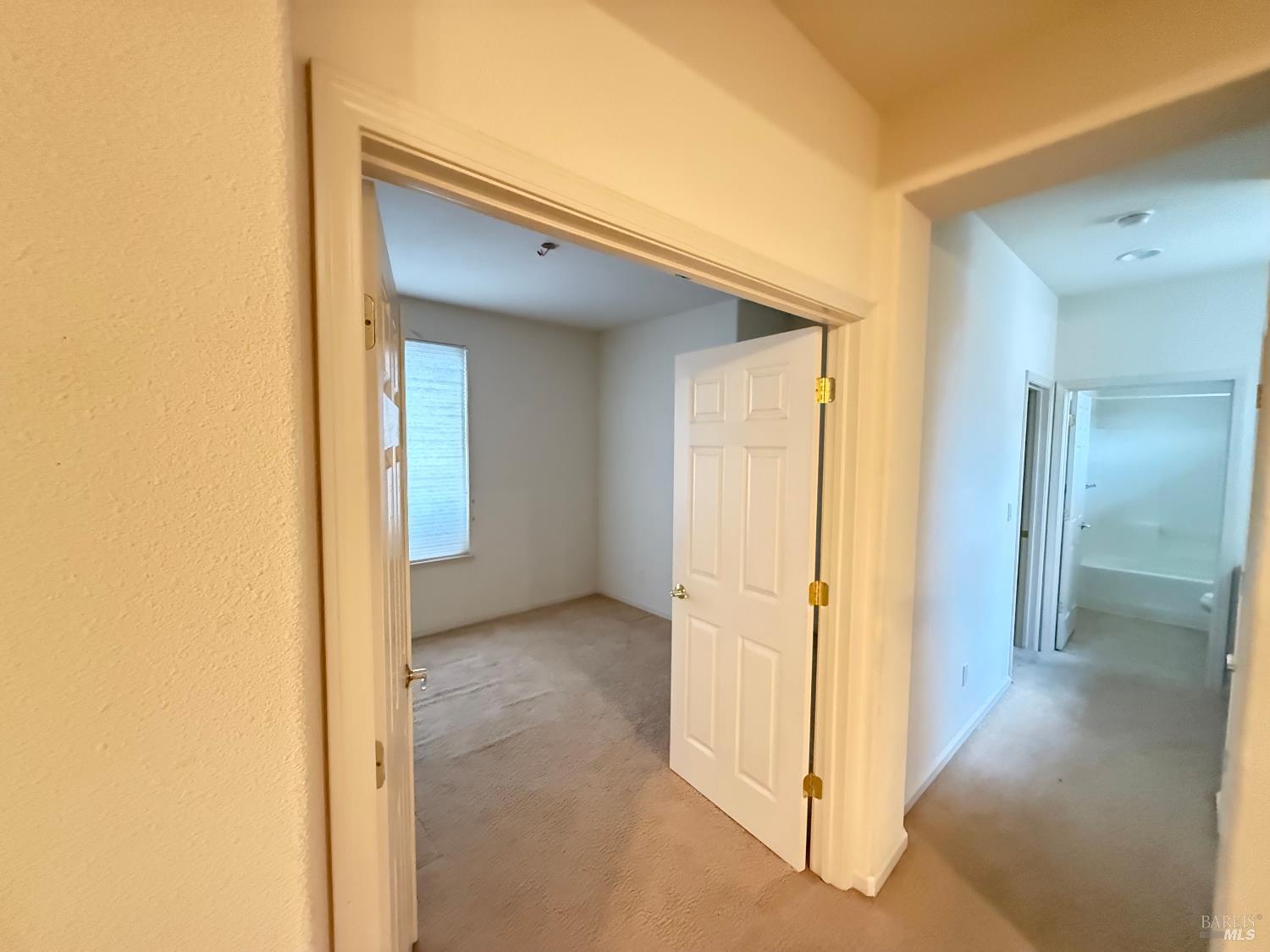 Detail Gallery Image 7 of 31 For 338 Gold Hills Dr, Rio Vista,  CA 94571 - 2 Beds | 2 Baths