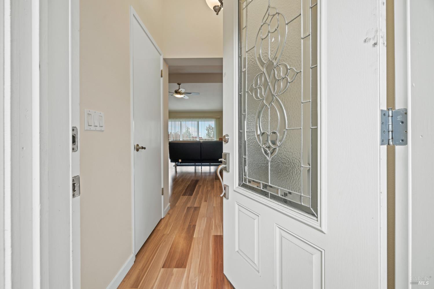 Detail Gallery Image 7 of 45 For 7103 Overlook Dr, Santa Rosa,  CA 95409 - 3 Beds | 2 Baths