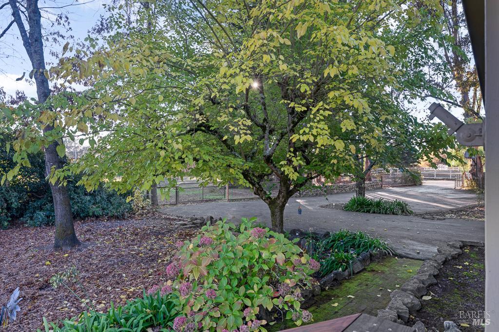 Detail Gallery Image 5 of 46 For 3660 Holly Oak Way, Santa Rosa,  CA 95404 - 2 Beds | 1 Baths