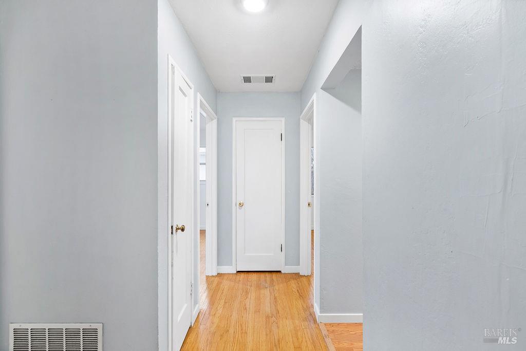 Detail Gallery Image 13 of 35 For 121 Jackson Way, Vallejo,  CA 94591 - 4 Beds | 2 Baths