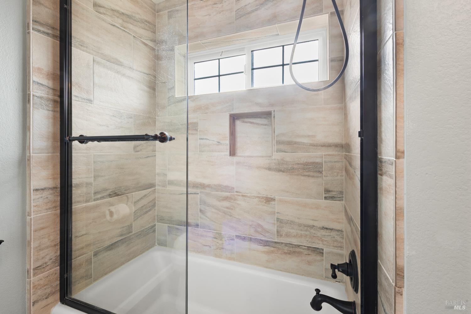 Detail Gallery Image 28 of 44 For 5232 Badger Rd, Santa Rosa,  CA 95409 - 4 Beds | 3 Baths