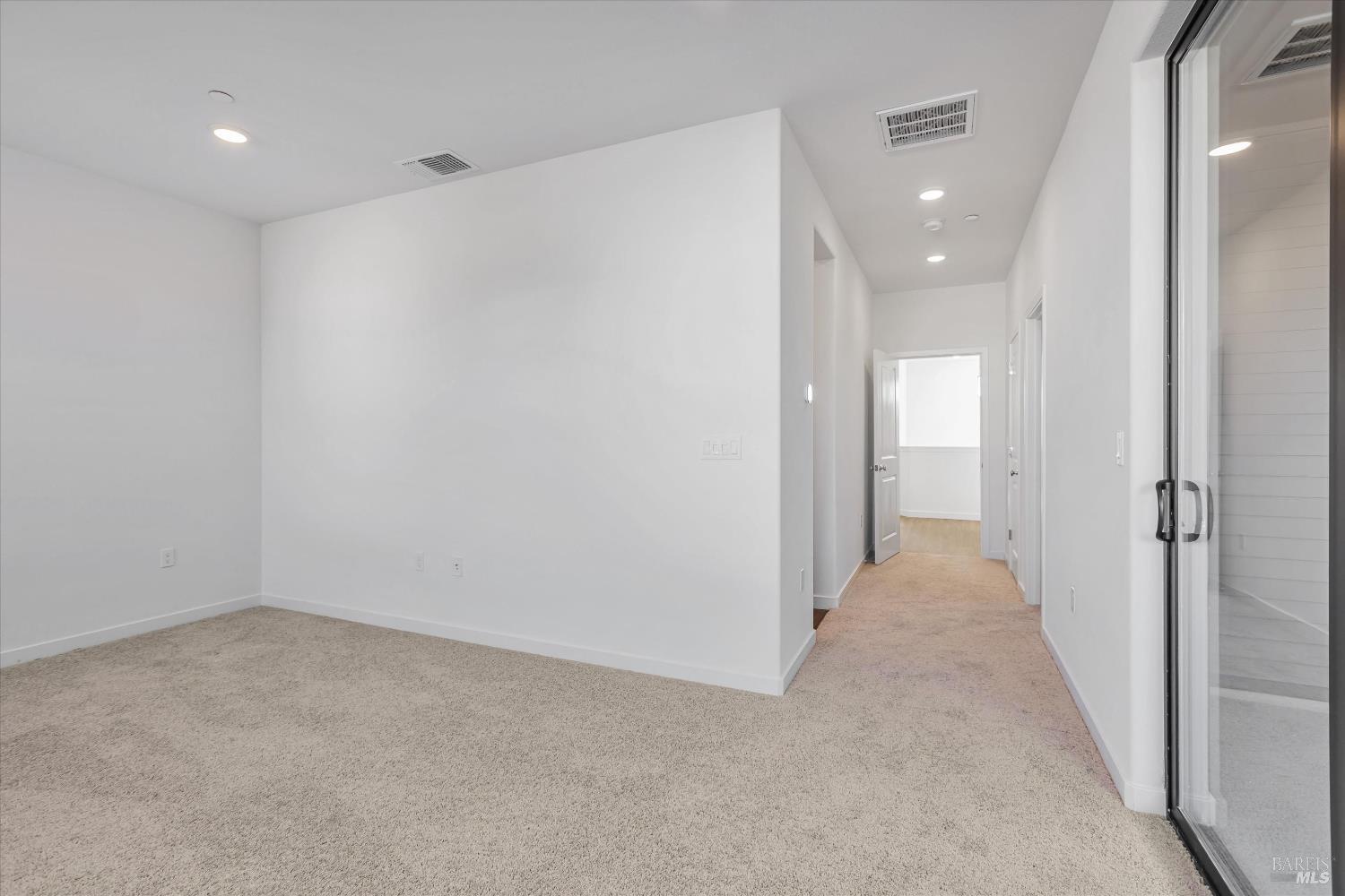 Detail Gallery Image 7 of 13 For Address Is Not Disclosed, Rohnert Park,  CA 94928 - 4 Beds | 3 Baths